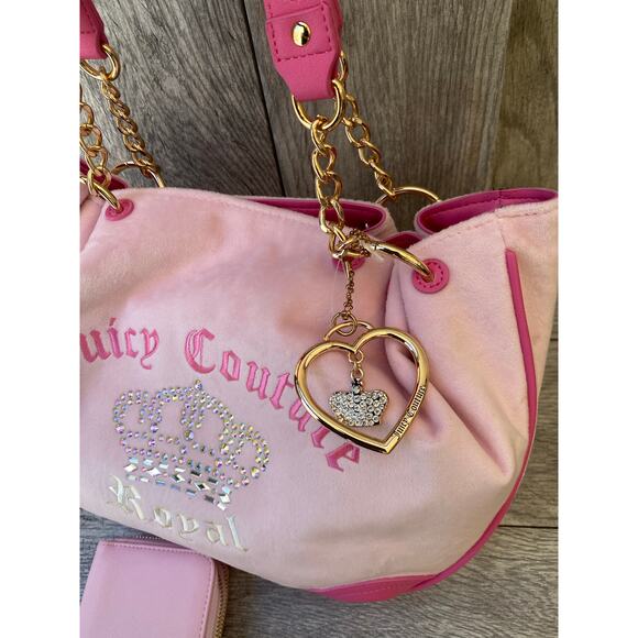 Juicy Couture Juicy Kingdom Pink Velour 3-Piece Embroidered Tote Set - Picture 8 of 13